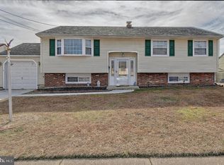 331 Peach Rd, Bellmawr, NJ 08031