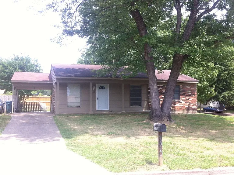 7510 Rockingham Dr — Photo 1