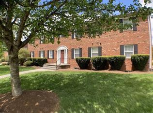 307 Loudon Rd APT 533, Blacksburg, VA 24060