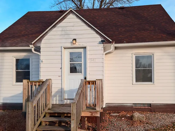 545 2nd Ave SE, Wells, MN 56097