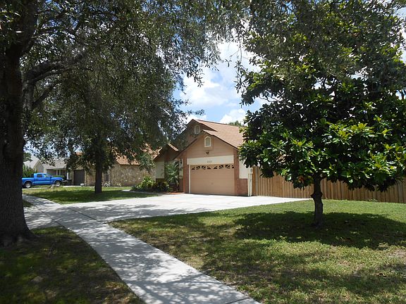 3rd image of 2827 Mac Murray Dr