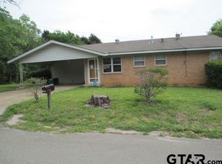 803 3rd St, Athens, TX 75751