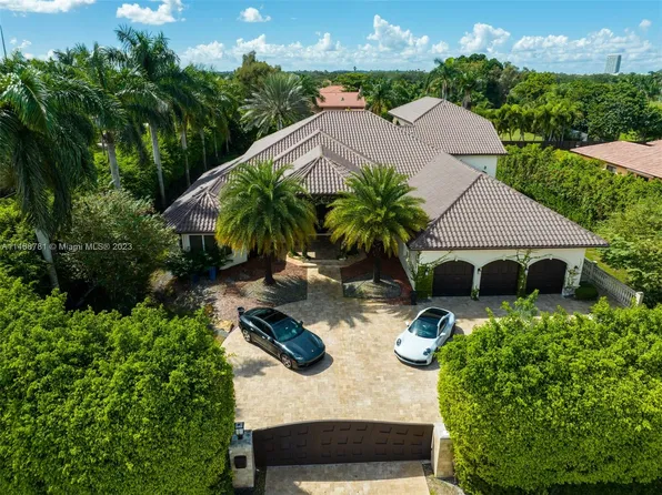 1203 NW 121st Ave, Plantation, FL 33323