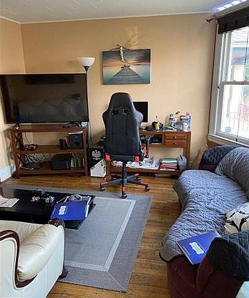 5th image of 2657 Norwalk St