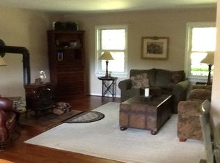 7901 Turtle Valley Dr, Clifton, VA 20124