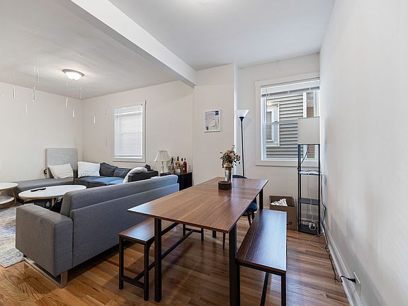4th image of 1012 Garnett Pl #1