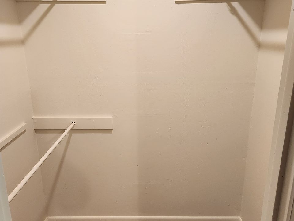 Closet 2
