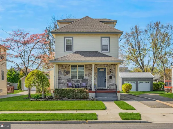 341 W Graisbury Ave, Audubon, NJ 08106