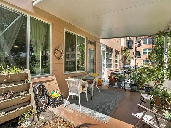 4th image of 2458 COLUMBIA DRIVE #24