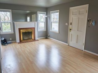 3537 Densmore Ave N, Seattle, WA 98103