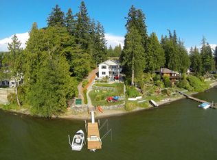17786 Walden Ln, Mount Vernon, WA 98274