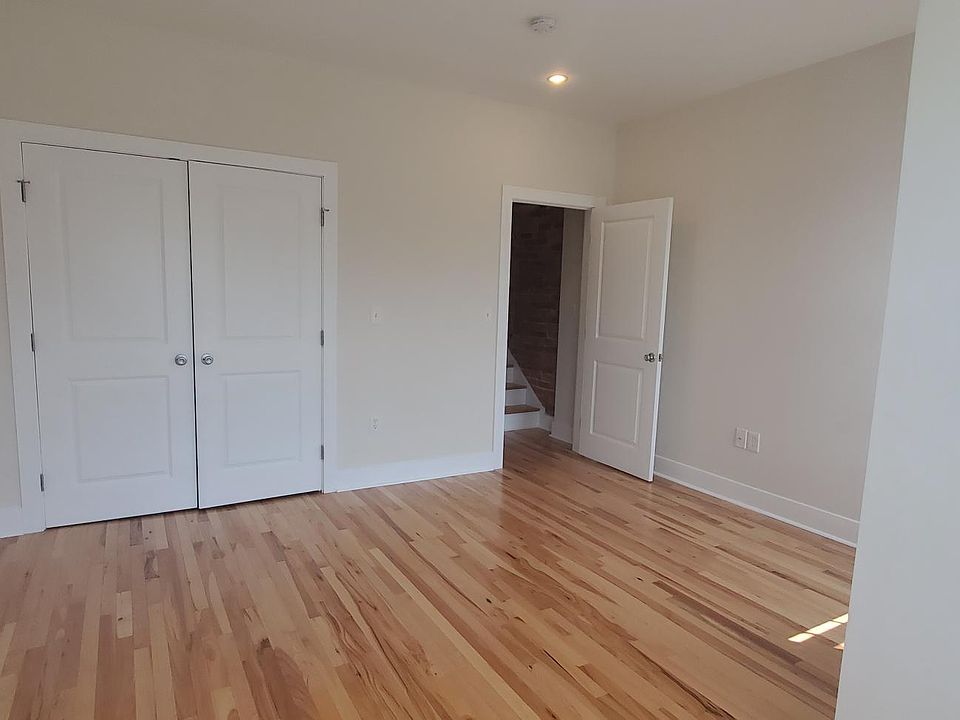 Bedroom #1
