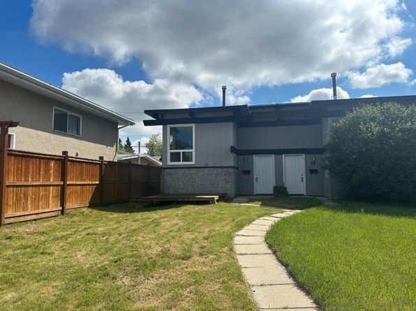92A W Queen Isabella Close SE, Calgary, AB T2J 3R1