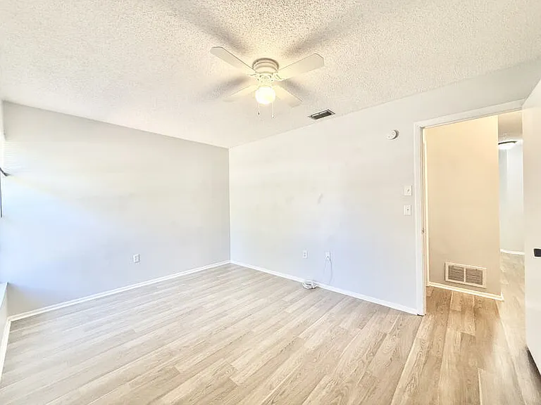 3777 Gatewood Dr — Photo 37