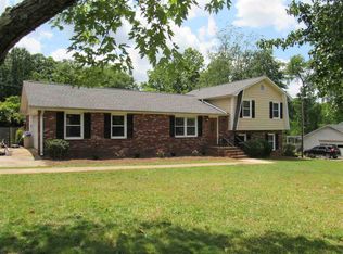 27 Primrose Dr, Spartanburg, SC 29301