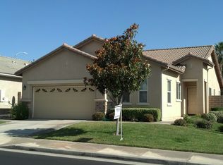 28034 Oakhaven Ln, Menifee, CA 92584