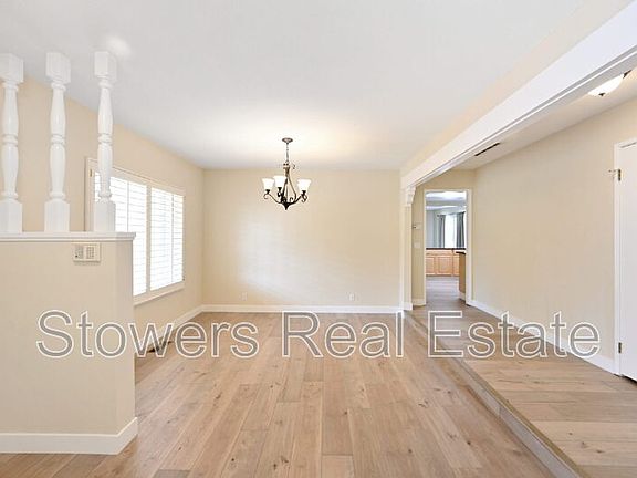 5th image of 1090 Livorna Rd