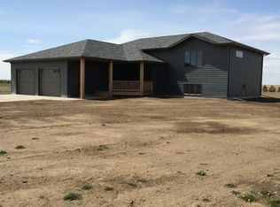 4117 111j Ave SW, Dickinson, ND 58601