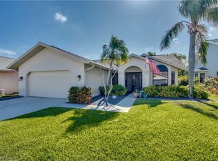 13273 Greywood Cir, Fort Myers, FL 33966