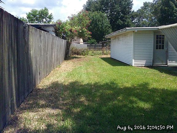 2nd image of 369 Fairway Dr