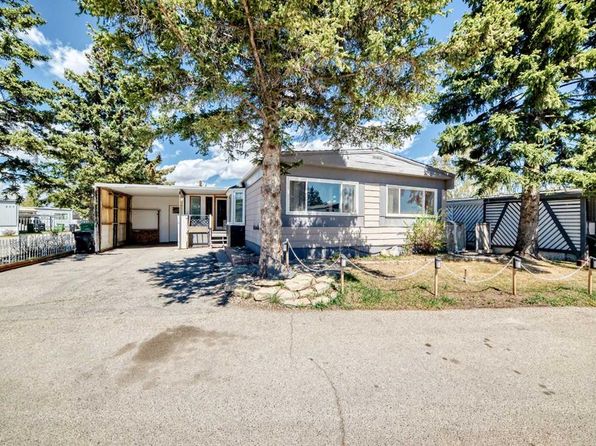 3223 83rd St NW #212, Calgary, AB T3B 5N1