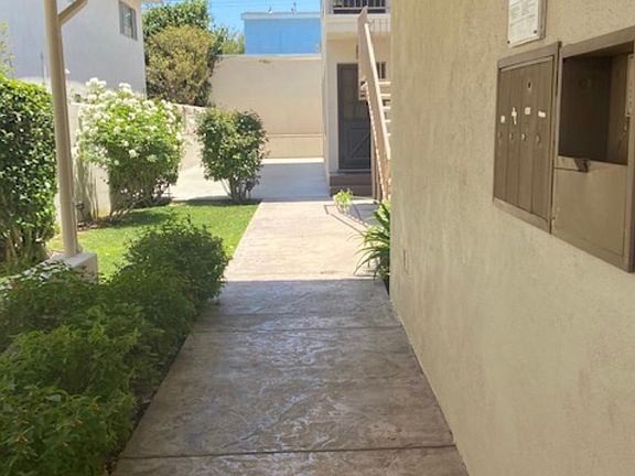 3rd image of 25214 Loytan St APT B