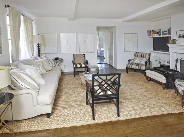 299 West 12th Street image 1 of 7