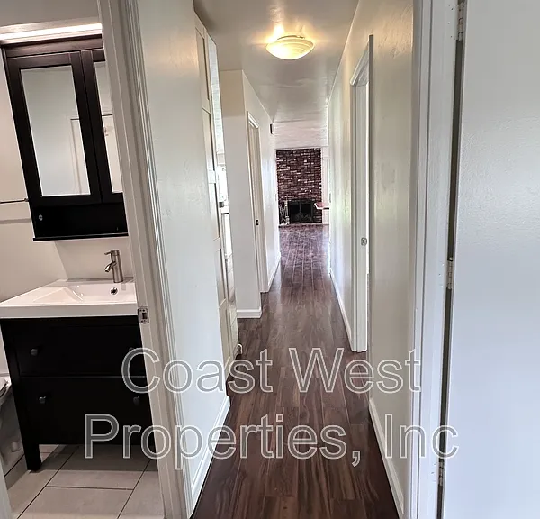4062 Conrad Ave — Photo 20