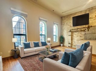 192 S 2nd St #192, Milwaukee, WI 53204