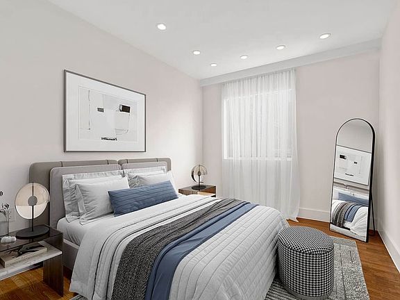 3rd image of 345 W 30th St APT 10A
