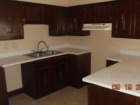 5th image of 9 Rose Briar Ct