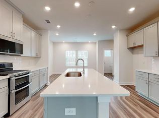 3535 Auburn Curb Rd, Charlotte, NC 28217