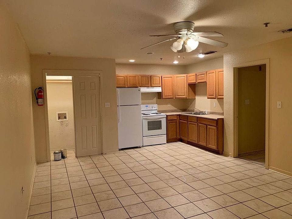 1st image of 1014 Sapphire St APT 102