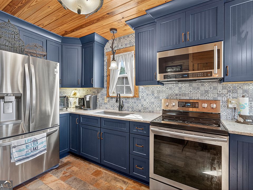 16th image of this home