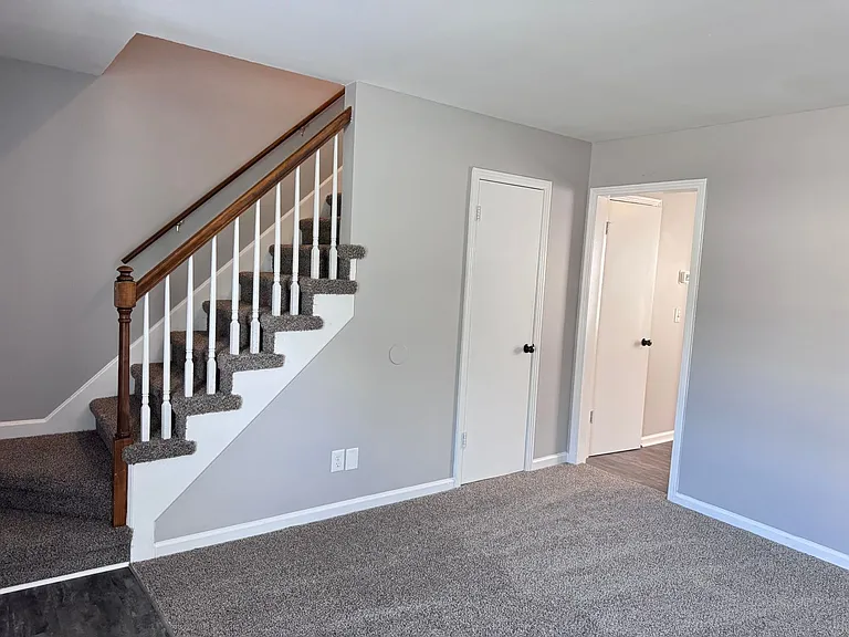 1510 W Knollwood Cir — Photo 21