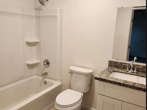 5th image of 1523 Grant Dr