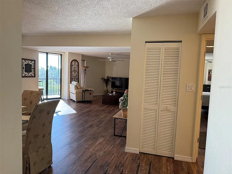 25188 Marion Ave #D-306 — Photo 3