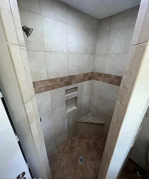 102 W Berkshire Rd — Photo 19