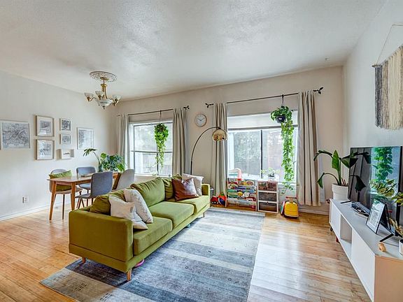 5th image of 2213 S Braeswood Blvd APT 11H