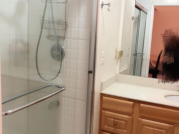 4th image of 448 S Garfield Ave APT F