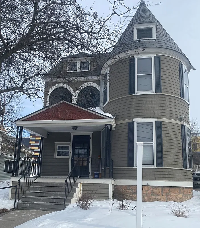 2 bed, 1.0 bath, $1,950 — Photo 1