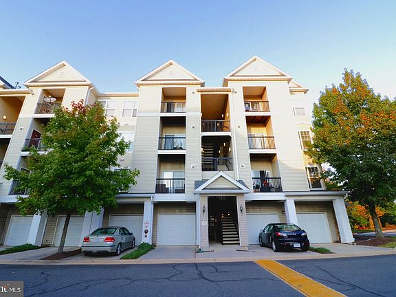 2nd image of 5111 Travis Edward Way APT H