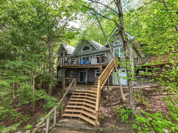 1158 Shea Rd #42, Muskoka Lakes, ON P0B 1M0
