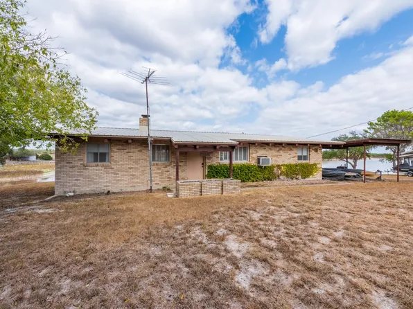 317 Carmel Dr, Sandia, TX 78383