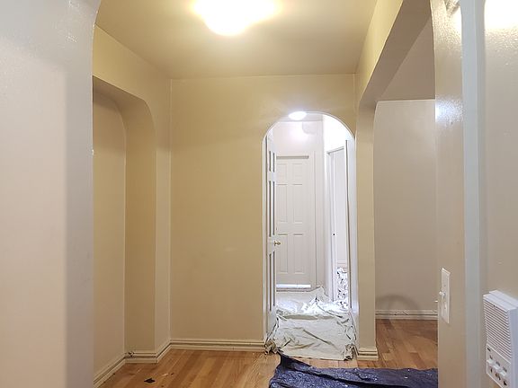 3rd image of 195 Bennett Ave APT 2B