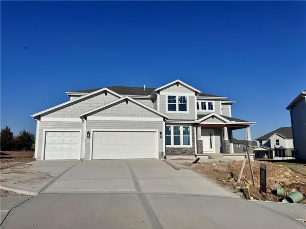 19730 W 115th Ter, Olathe, KS 66061