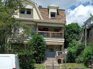 295-297 Beech St, Holyoke, MA 01040