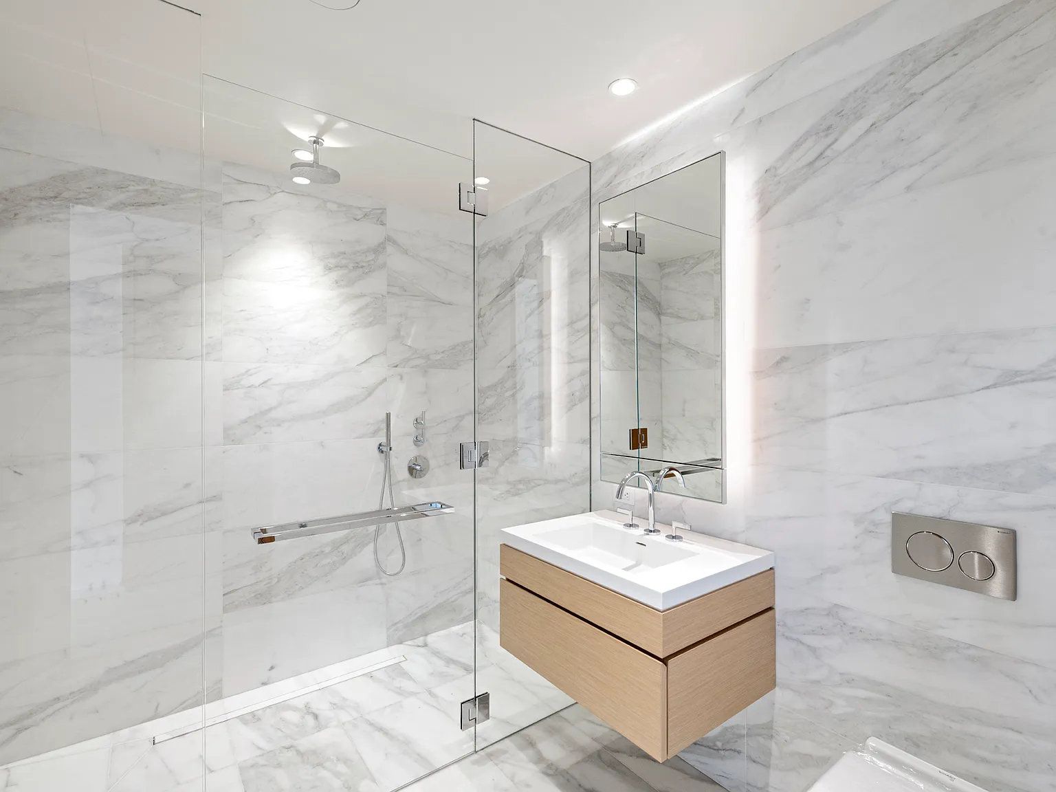 565 Broome Street — Photo 3