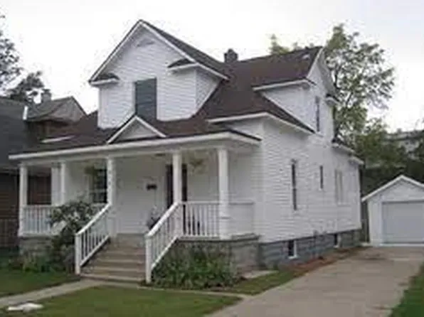 314 W 15th St, Holland, MI 49423
