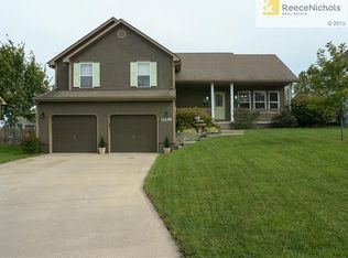 1109 NE Florence Ave, Lees Summit, MO 64086